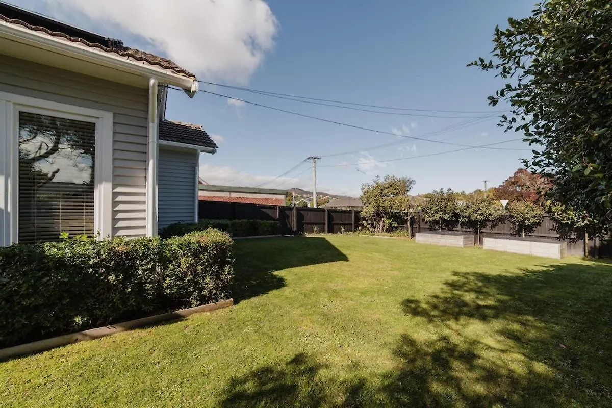 Holiday home Somerfield Statement - Bold 3Br House On Barrington Christchurch New Zealand