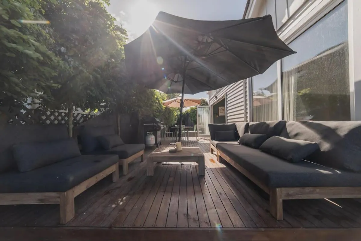 Holiday home Somerfield Statement - Bold 3Br House On Barrington Christchurch