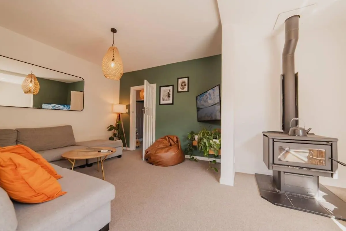 Holiday home Somerfield Statement - Bold 3Br House On Barrington Christchurch