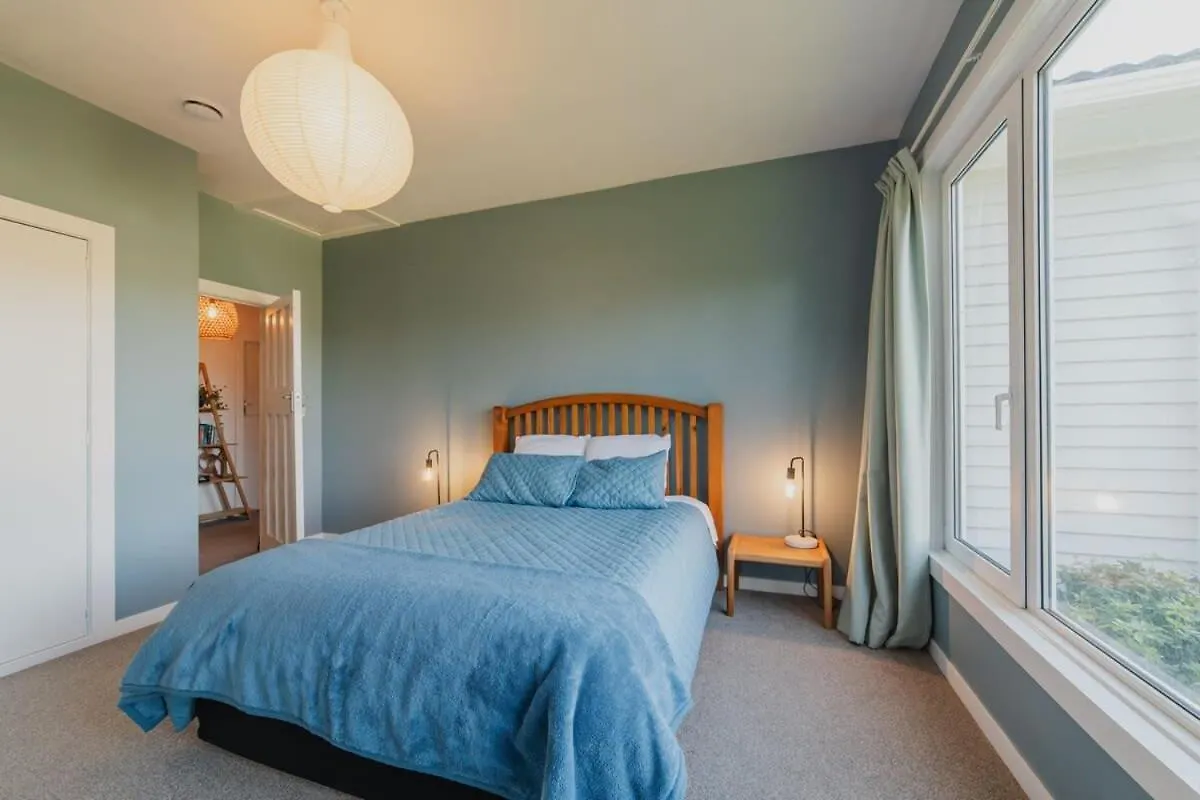 Holiday home Somerfield Statement - Bold 3Br House On Barrington Christchurch New Zealand