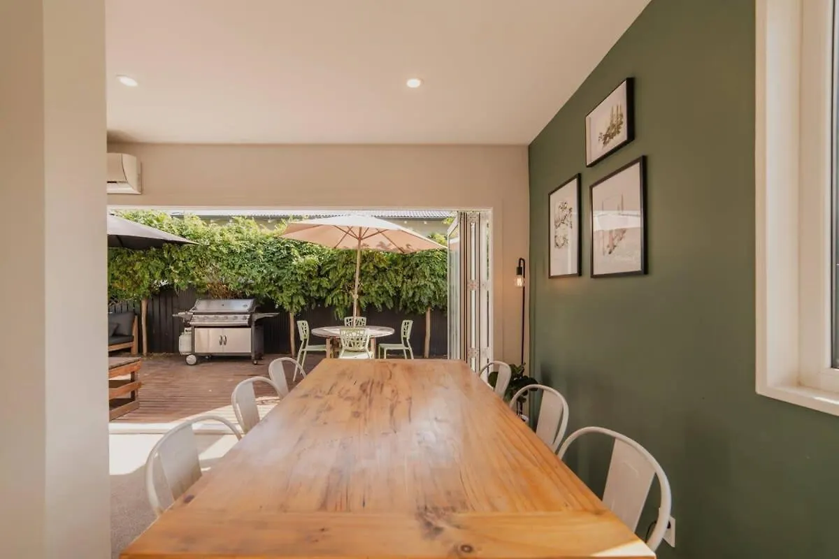 Holiday home Somerfield Statement - Bold 3Br House On Barrington Christchurch