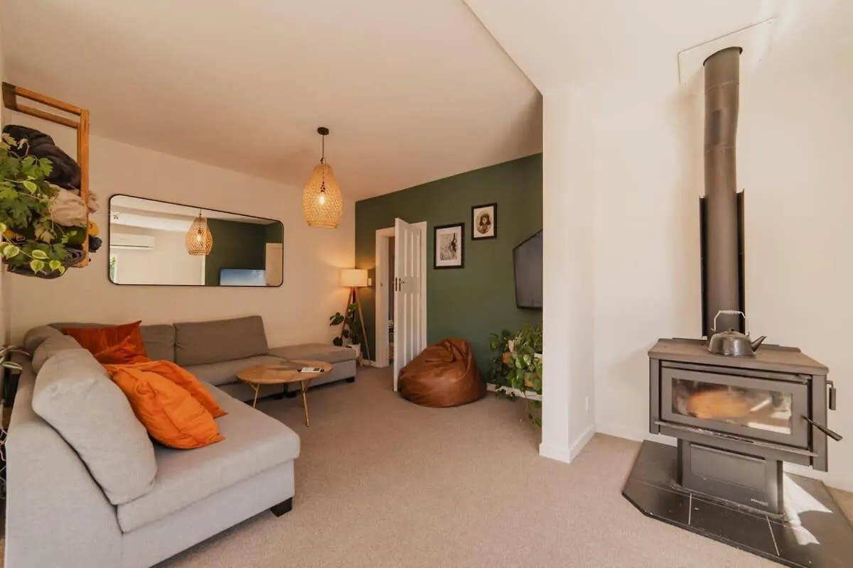 Holiday home Somerfield Statement - Bold 3Br House On Barrington Christchurch New Zealand
